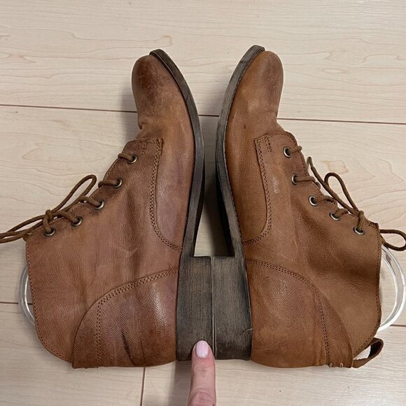 Steve Madden Rubin Brown Genuine Leather Lace Up Ankle Combat Boots Sz 9.5 - Picture 4 of 10